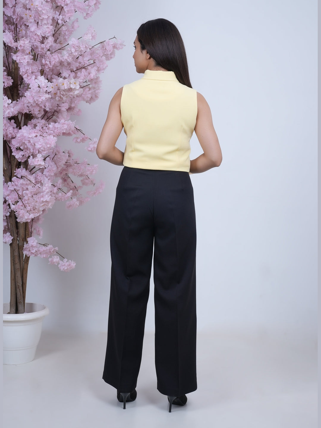 Exude Butter Bloom Top