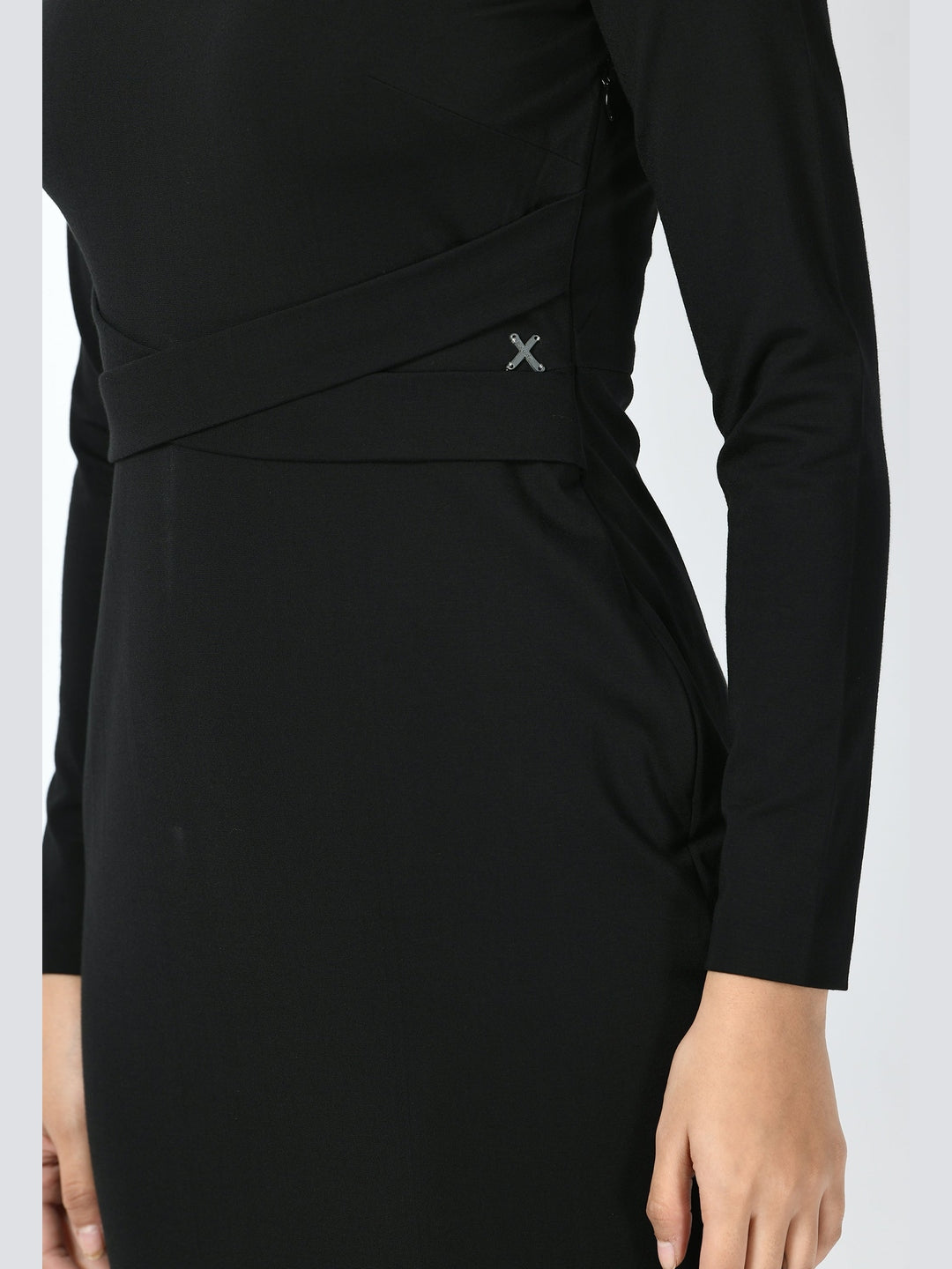 Exude Pinnacle Padded Shoulder Sheath Dress Black Dresses