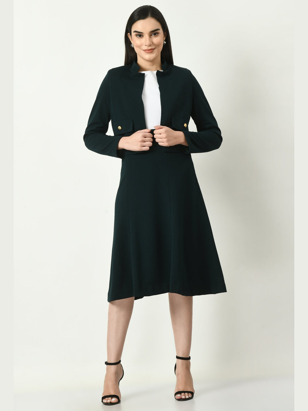 Exude Triumph Mandarin Collar Crop Blazer Emerald Green Blazers