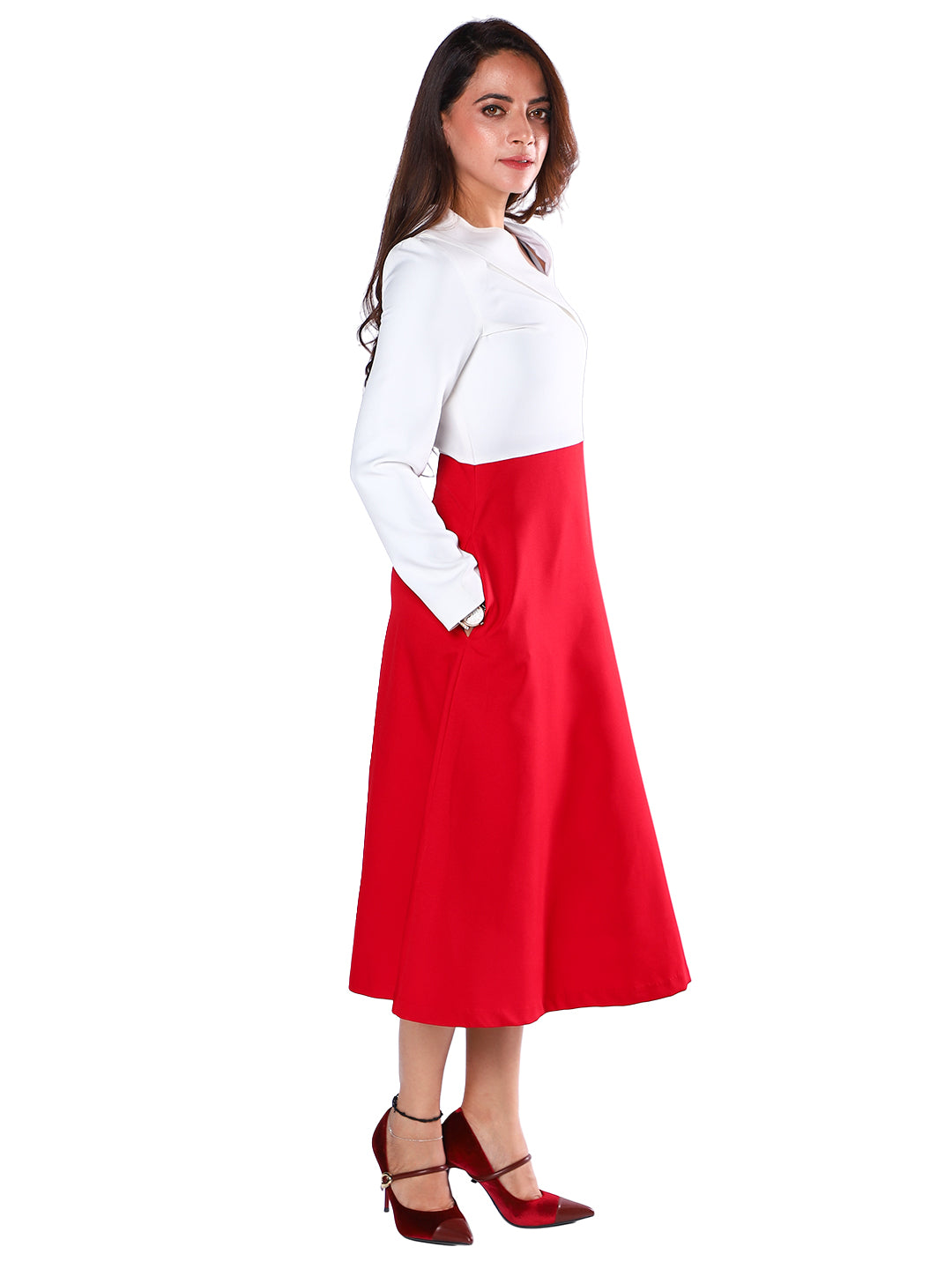 Exude Ruby Contrast Midi Dress Dresses