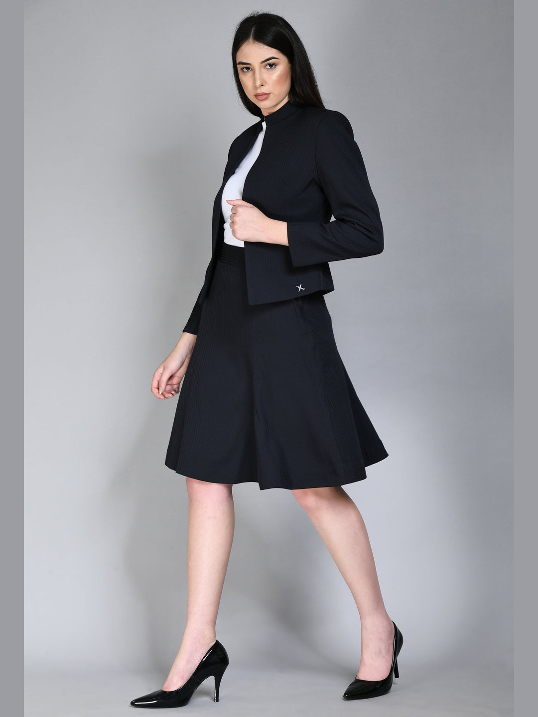Exude Power Striped Mandarin Collar Short Blazer Navy Blazers