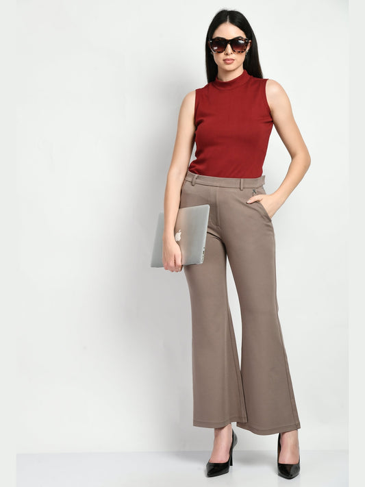 Exude Prudence High Neck Sleeveless T-shirt (Red)