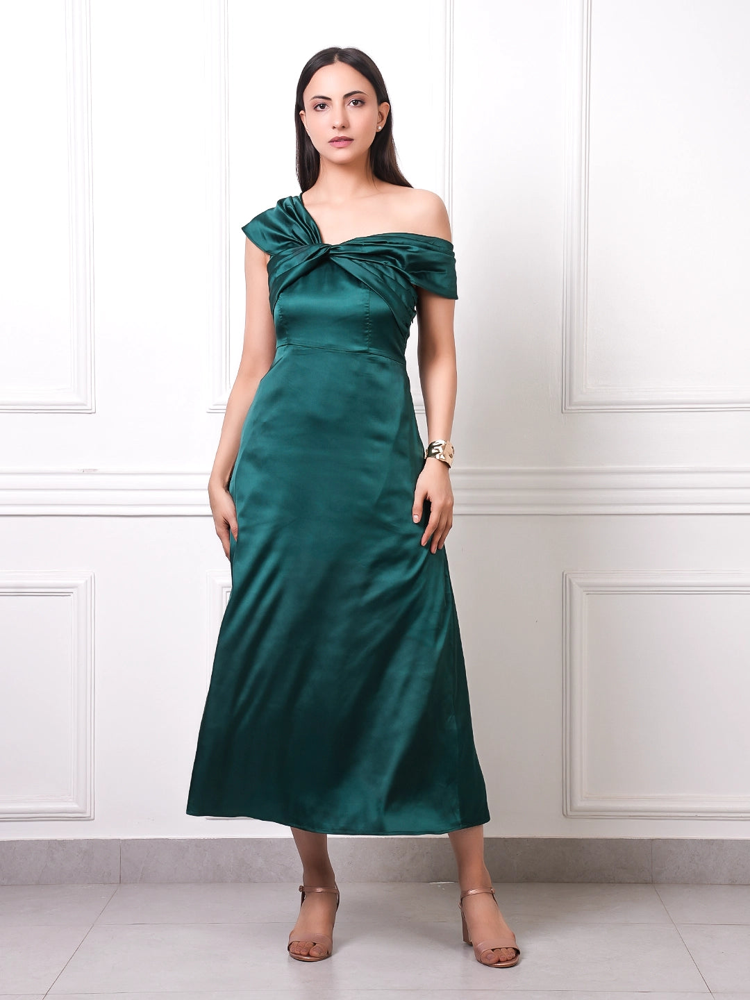 EXUE Emerald Twist Off-Shoulder Satin Midi Dress