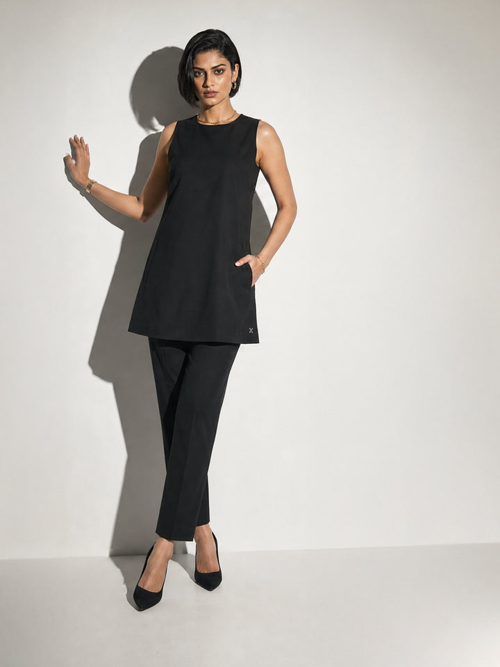 Exude Resplendent Thigh Length Tunic with Trouser (Black)
