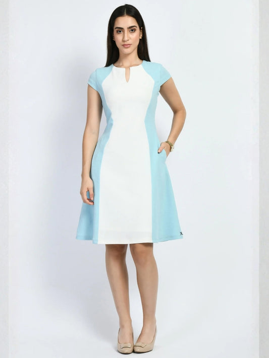 Exude Awe Colour-blocked Sculpt A-line Dress (Sky Blue)