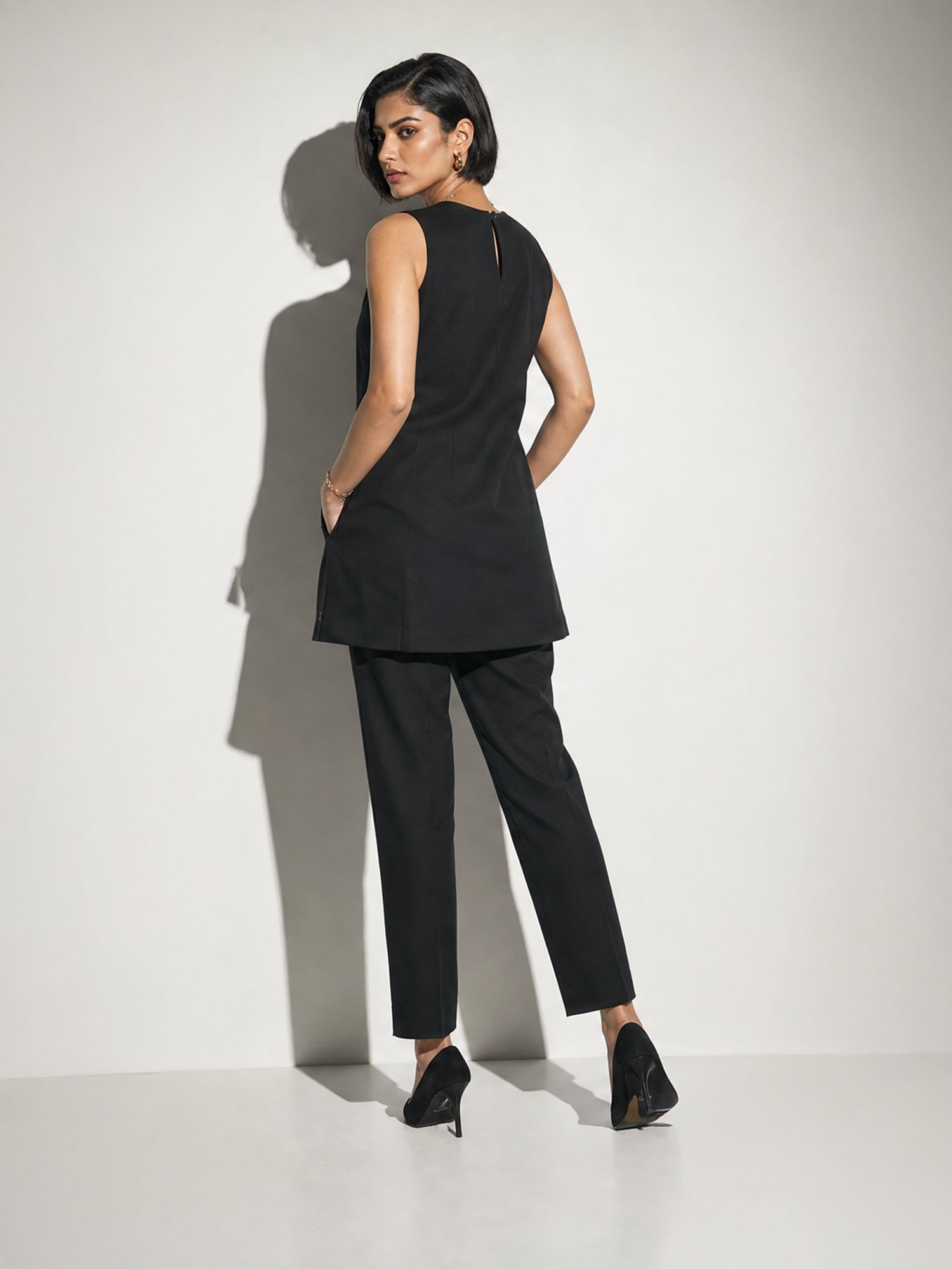 Exude Resplendent Thigh Length Tunic with Trouser (Black)