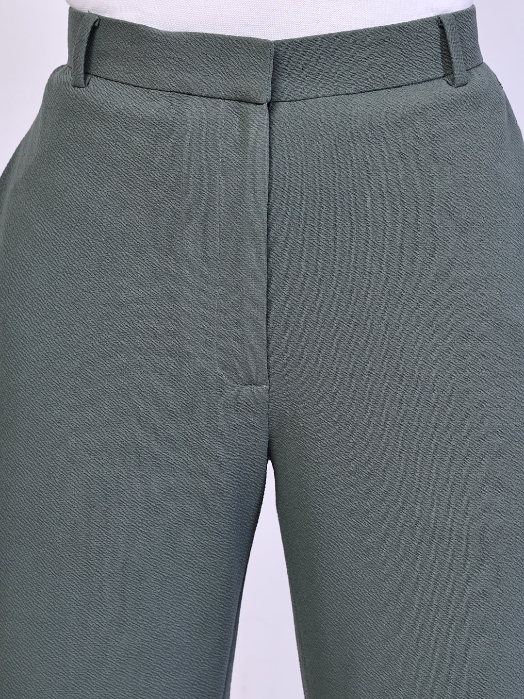 Exude Timeless Threads Straight Fit Trousers with Pockets Pista Green Trousers