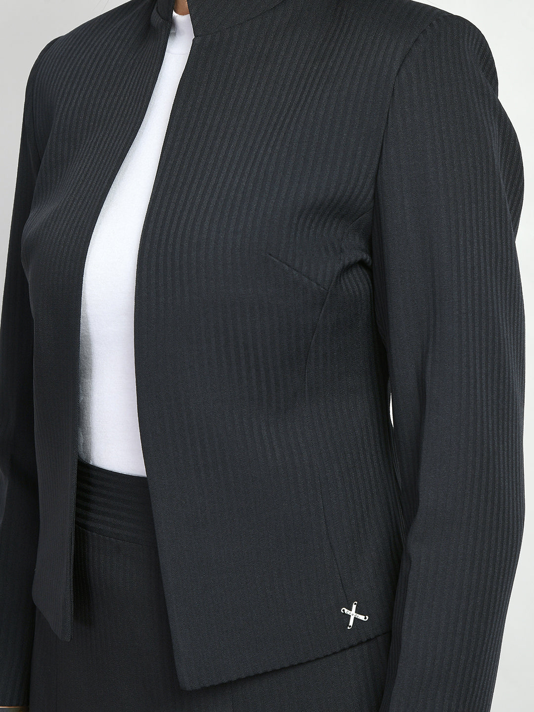 Exude Power Striped Mandarin Collar Short Blazer Navy Blazers