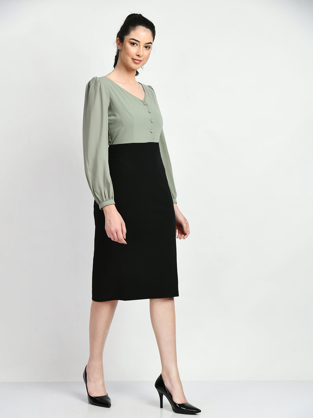 Exude Style Colour Blocked Sheath Dress (Black + Pista Green) Exude Style Colour Blocked Sheath Dress (Black + Pista Green)