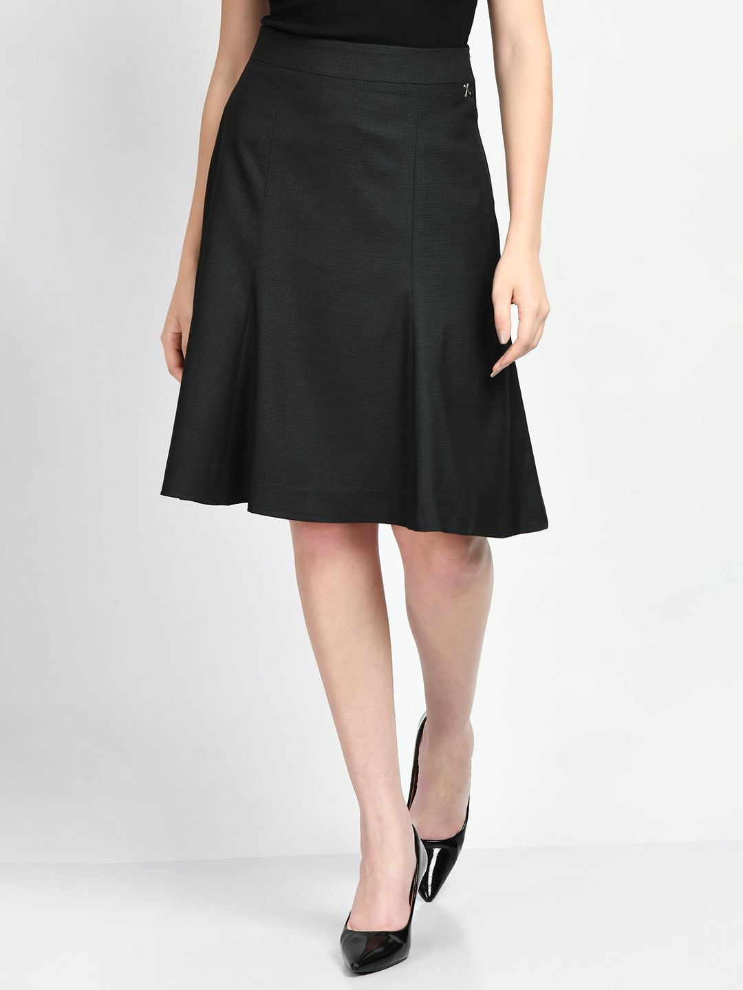 Exude Decisiveness Checked A-line Skirt (Black)